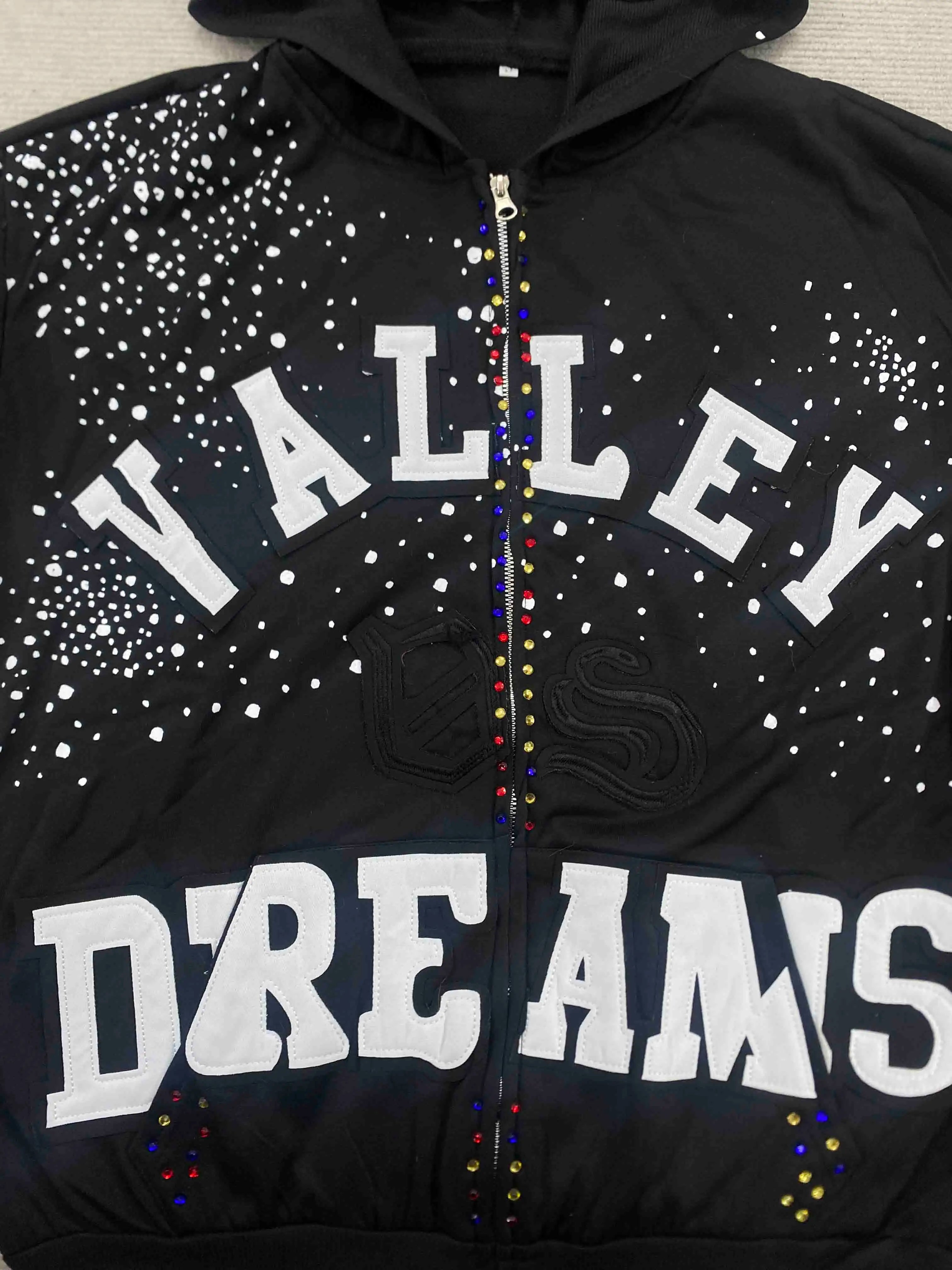 YKRON Valley Dreams Dark Style Oversized Hoodie
